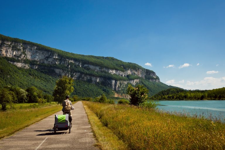 ViaRhôna et Le Rhône aux alentours de La Balme (73)